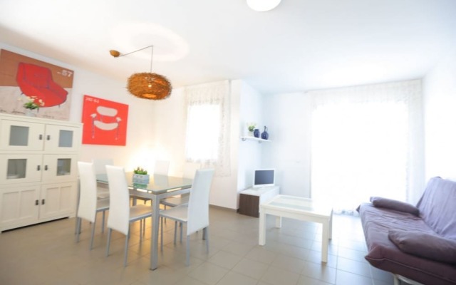 Casa Moderno Para 8 Personas en Cambrils