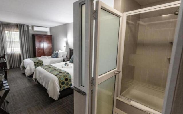 Hotel247