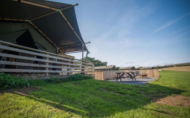 Three Cliffs - Safari Glamping Tent - Llangennith