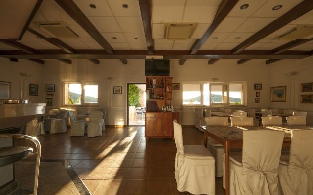 Aparthotel eM Ka