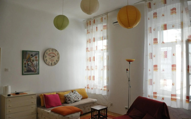 Apartment Angie