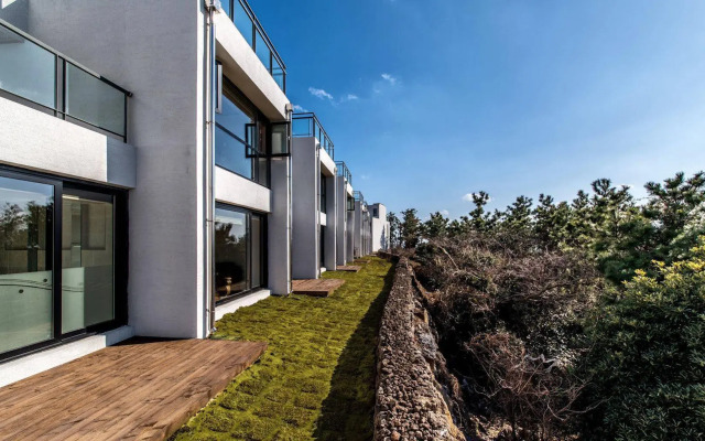 Sanbangsan Ae Resort