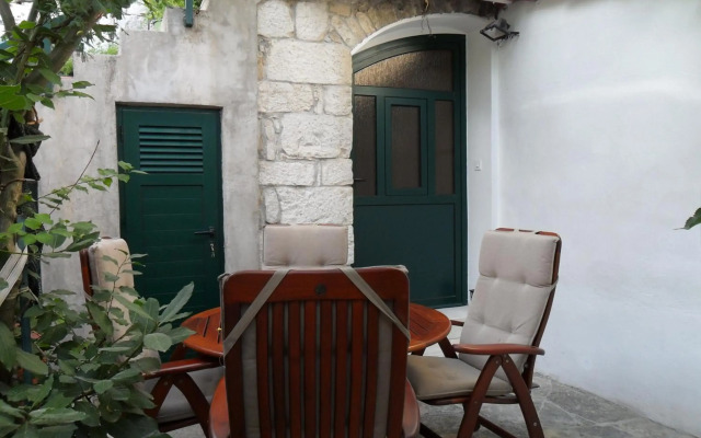 Villa Dube