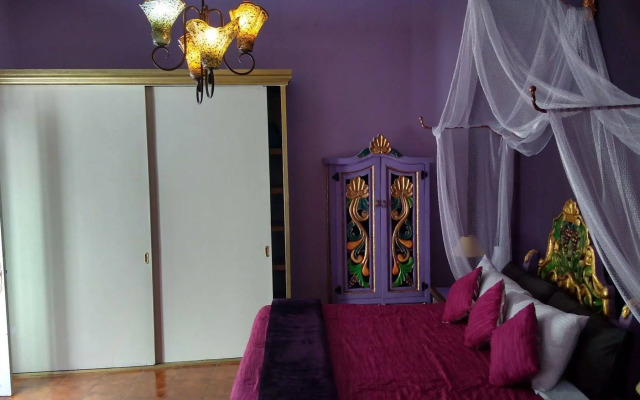 Casa Espejos Holistic B&B- Adults Only