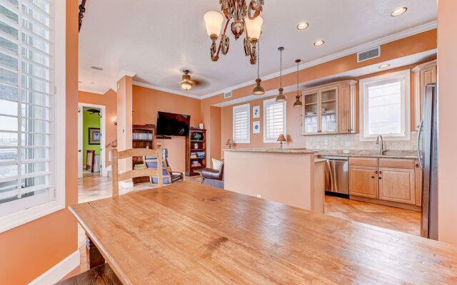 Sun And Surf - Four Bedroom Home