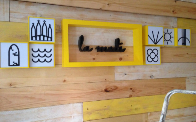 Alguera Apartments Napols