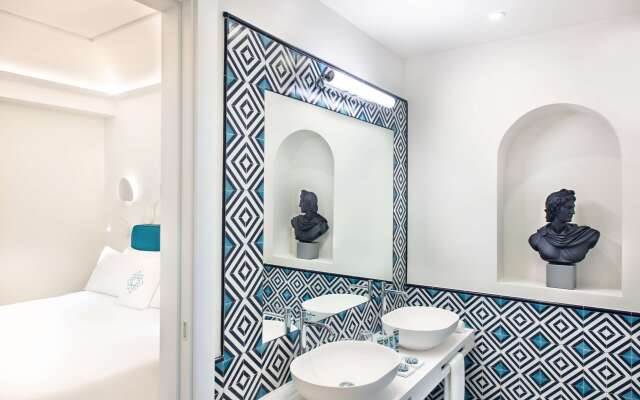 Pazziella Garden & Suites