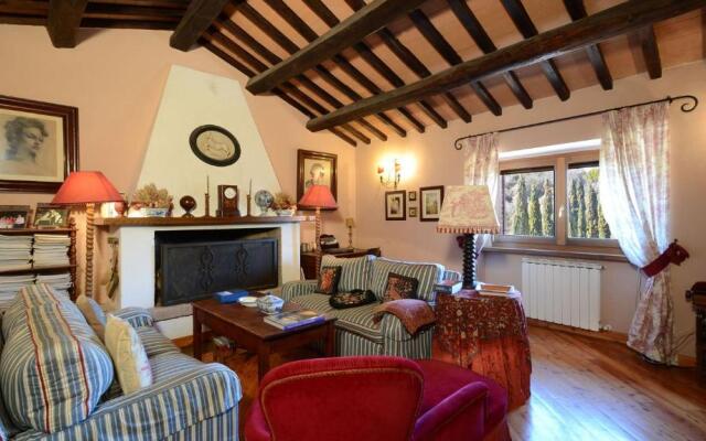 HOSTAL DE TODI 12, Emma Villas