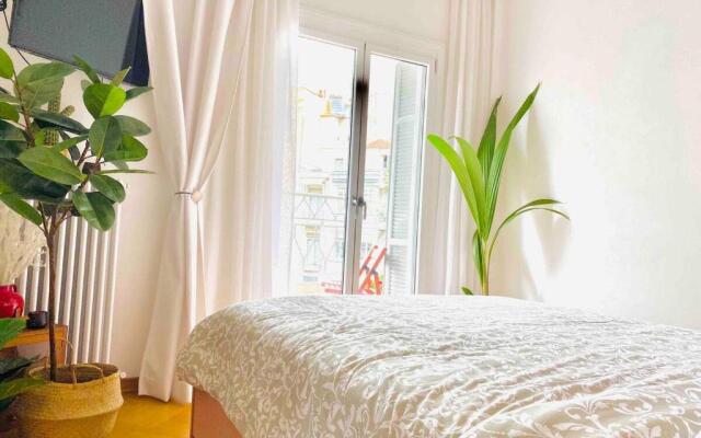 Downtown Boutique Apartment