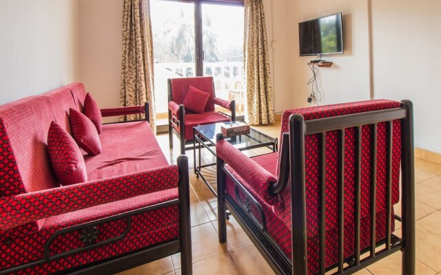 OYO 12423 Home Pool View 1BHK Candolim