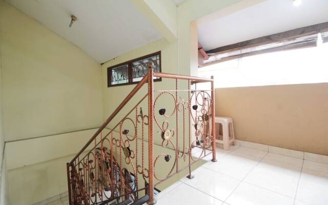 RedDoorz near Ciputra World Kuningan 3