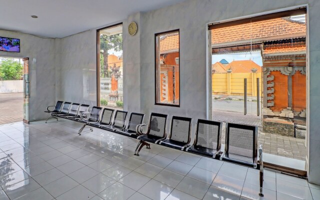 OYO 90067 Hotel Nuansa Indah