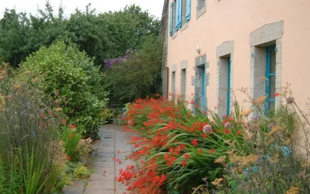 Chambres et Jardin dhôtes le Presbytère