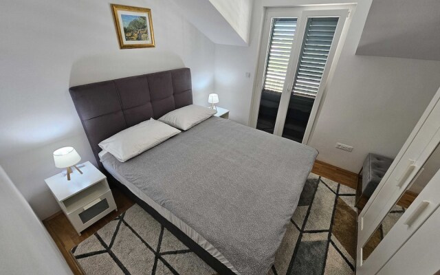 Apartments Kola