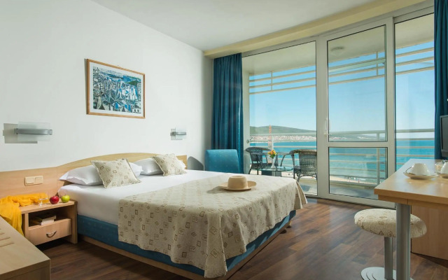 Grand Victoria Hotel