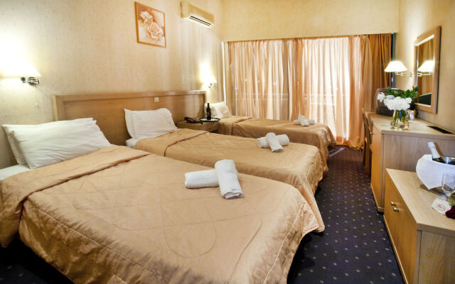ISTHMIA PRIME HOTEL Ξενοδοχείο