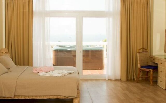 Oceania Boutique Hotel