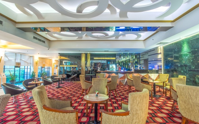 Sunlake Waterfront Resort and Convention