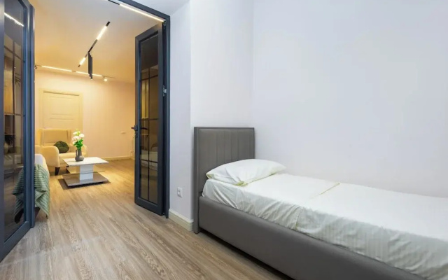Apartment by Luxe Group ZA222