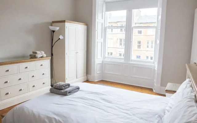 Silver Lining - Spottiswoode Apartment