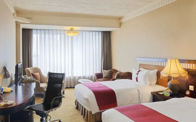 Holiday Inn Chengdu Century City Easttower & Westtower