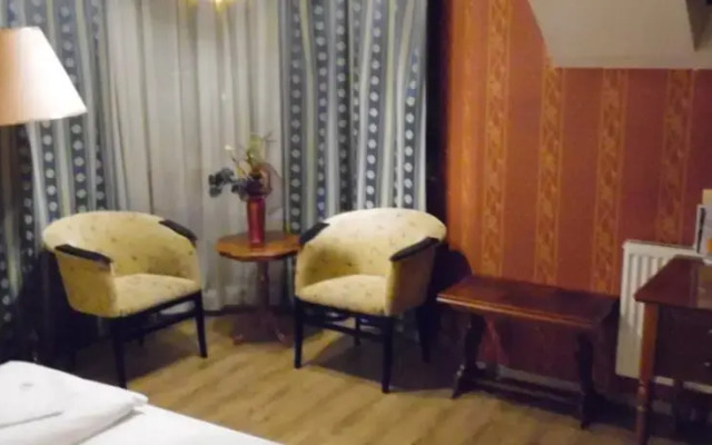 Hotel Continent