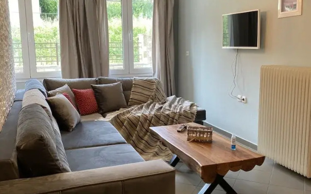 Saint Stephen's apartements at Meteora 3