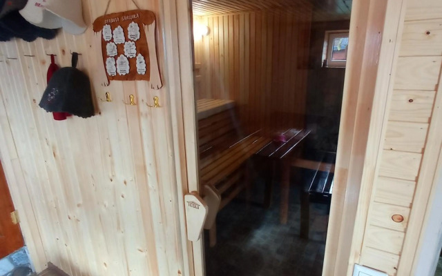 Сімейний котедж КРАЄВИД