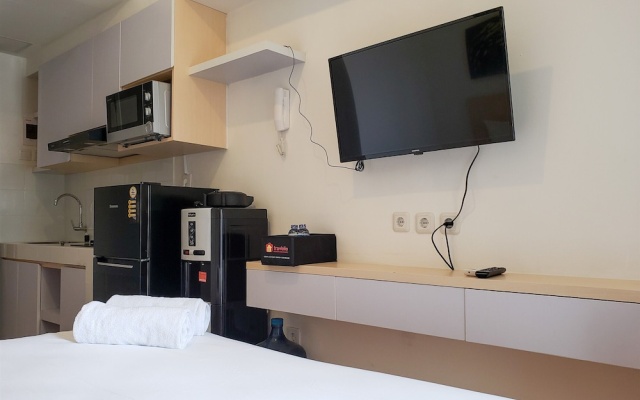 Minimalist And Comfortable Studio Apartment Tokyo Riverside Pik 2 – Guest Rooms – Jakarta