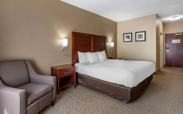Comfort Inn & Suites St. Louis - O'Fallon