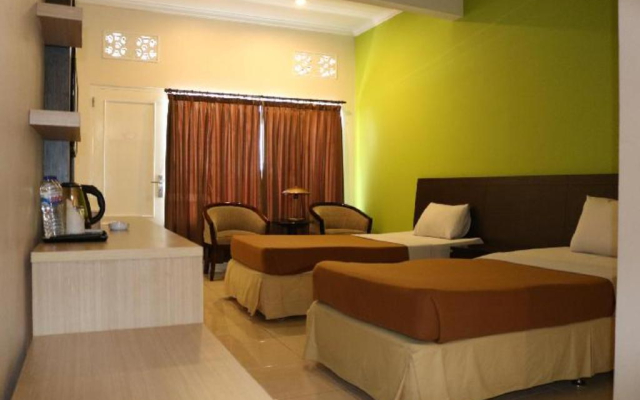 Tanjung Plaza Hotel