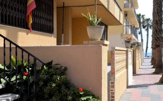 Hostal Tropical