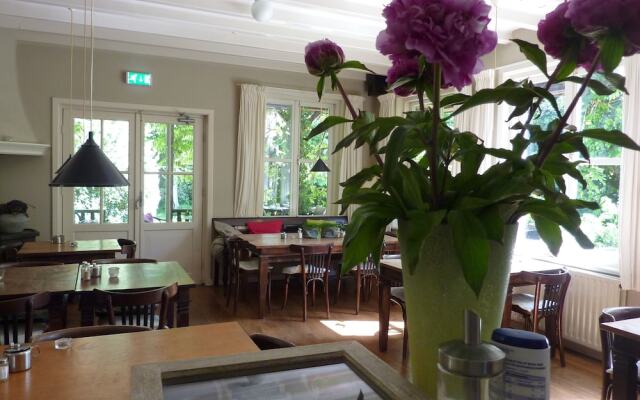 Hotel Pension Zoom-Oord