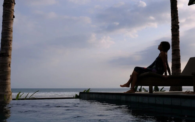 Wide Sands Beach Retreat