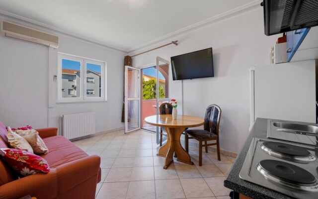 Amazing Apartment in Sibenik With Wifi and 1 Bedrooms