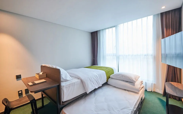 Jeju Pureun Hotel - Formerly Chason Hotel