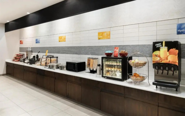 GLo Best Western Tulsa-Catoosa East Route 66