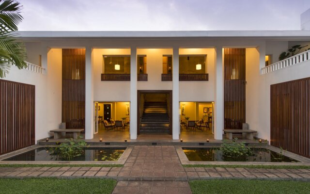 Taru Villas - Lake Lodge - Colombo