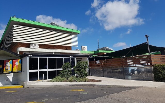 OSheas Windsor Hotel