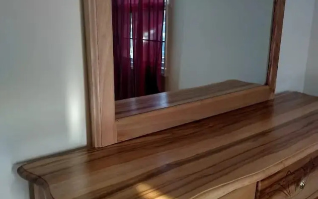 Remarkable 2-bed House in Old Harbour
