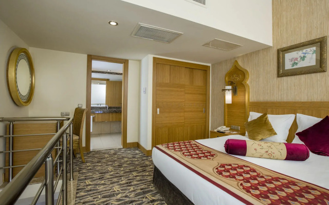 Royal Dragon Hotel – All Inclusive