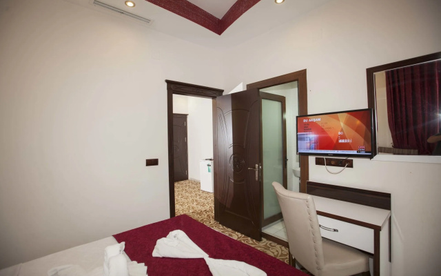 Zeyn Hotel
