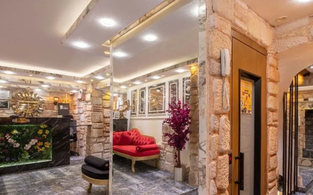 Ren Plus Suit Bakirköy