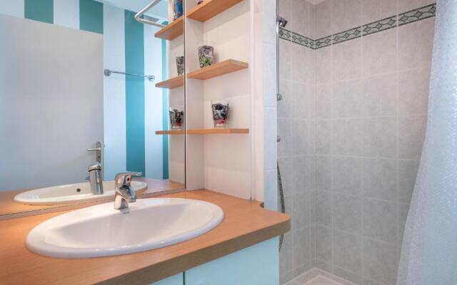 Maison familiale avec un grand jardin a Arzon