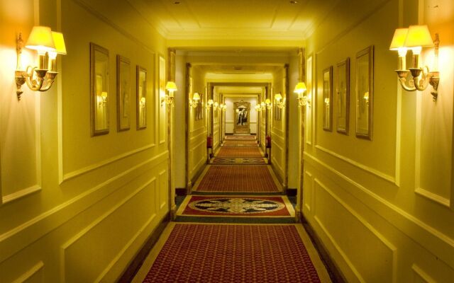 Helnan Auberge Hotel