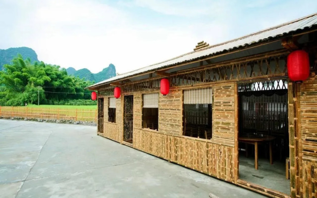 Water Yue Pavilion Shangpin Home Stay