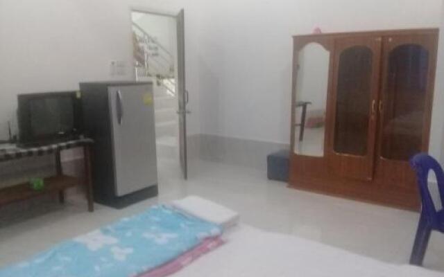 joli guesthouse