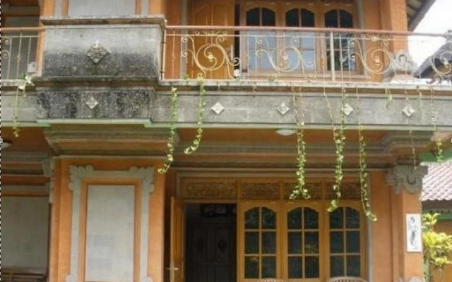 Bali Bunga Kembang Guest House