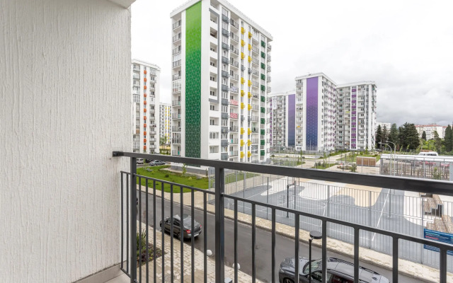Frukty Rent Apartments on Acacia Street