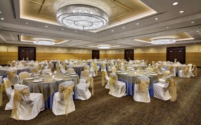 DoubleTree by Hilton Chicago - Arlington Heights